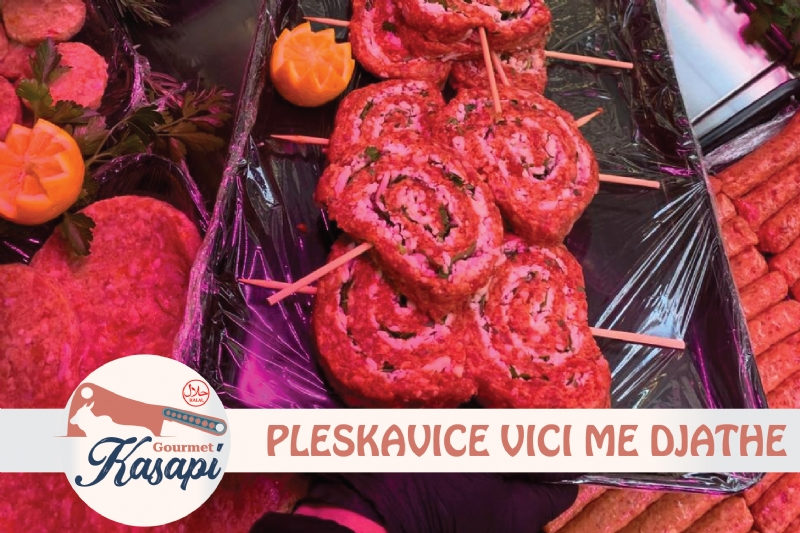Pleskavice vici me Djathe nga Kasapi Gurmet, Pleskavice Sharri me djathe, pleskavice me djathe, pleskavice tradicionale, pleskavice shqiptare, Shishqebab qofte, pleskavice artizanale, pleskavice me djathe fresket